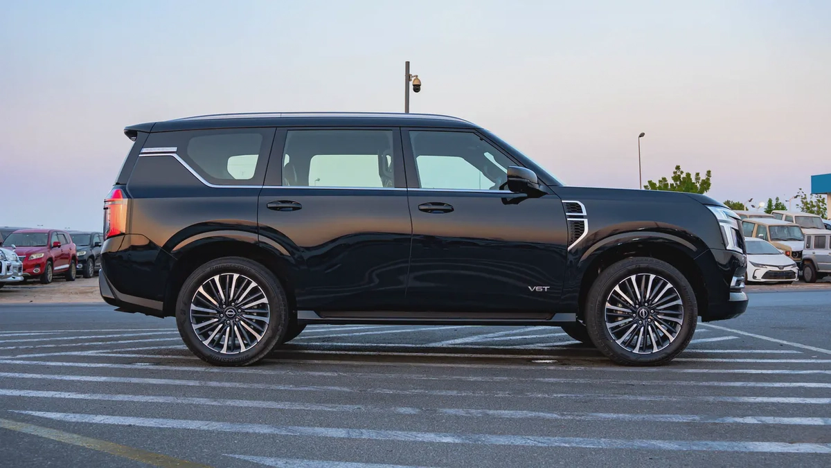 2026 Nissan Patrol LE Platinum Twin Turbo 3.5L AT Petrol-3-3