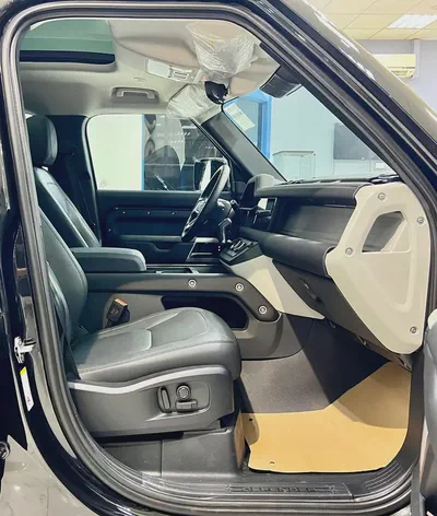Brand New 2024 Land Rover Defender 110 S P300 | US Specs | Low Mileage-8