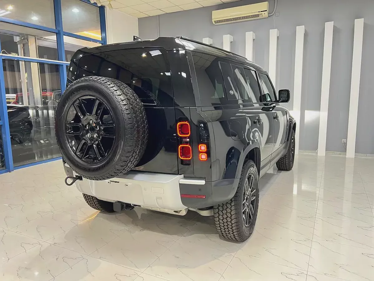 Brand New 2024 Land Rover Defender 110 S P300 | US Specs | Low Mileage-6-6