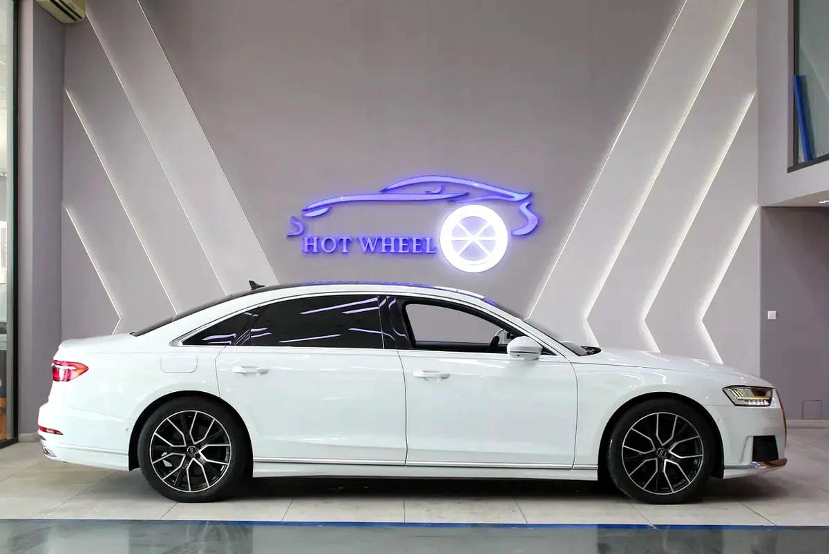 2019 - AUDI A8 L - 60 TFSI QUATTRO-10-10