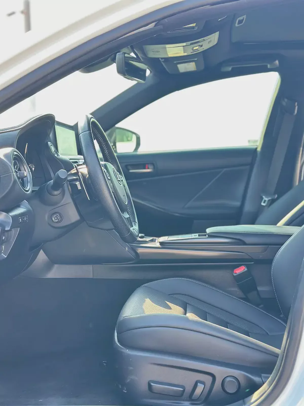 Lexus IS 350 F Sport Prestige | 2024 | USA Specs | 1,936 km | White/Black | Full Option-10-10
