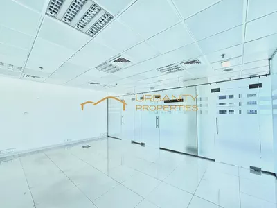 Bright unit | 3 parkings | High Floor | Spacious | Near Metro | Pantry/Washroom-0