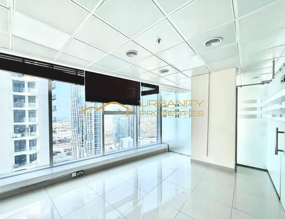 Bright unit | 3 parkings | High Floor | Spacious | Near Metro | Pantry/Washroom-7-7