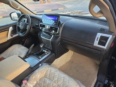 Toyota Land Cruiser GXR V6 4.0L Model 2010 Upgrade 2024 Full Options Gcc Specfactions-10