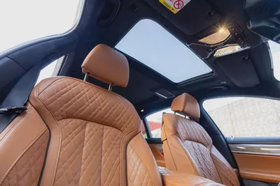 BMW 7 Series 740L 2021-15