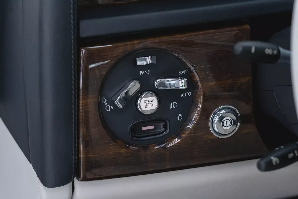 Rolls Royce Phantom / 2014 / 19,000 KMs Only / American Specs-9-9