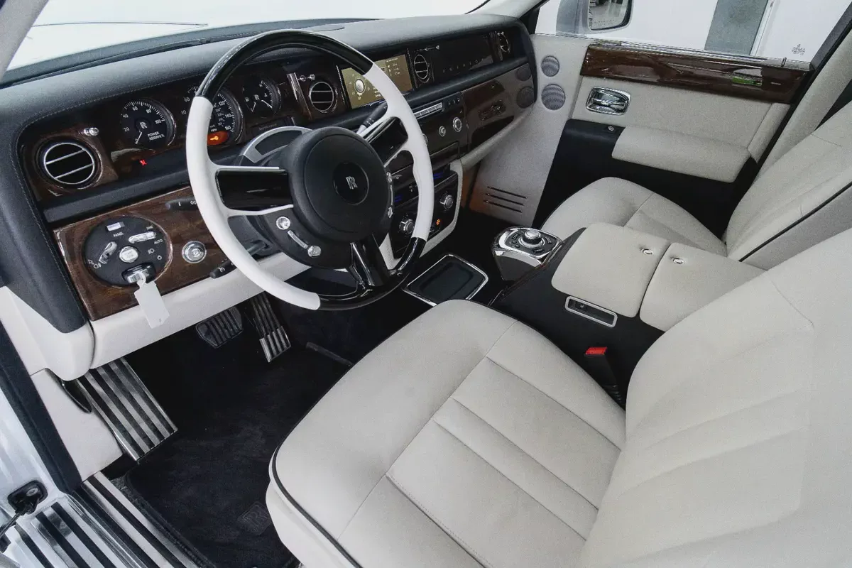 Rolls Royce Phantom / 2014 / 19,000 KMs Only / American Specs-10-10