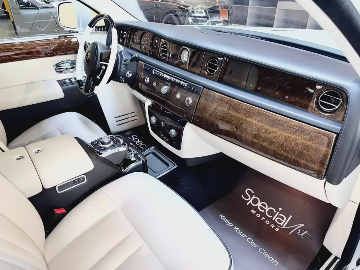Rolls Royce Phantom / 2014 / 19,000 KMs Only / American Specs-12-12