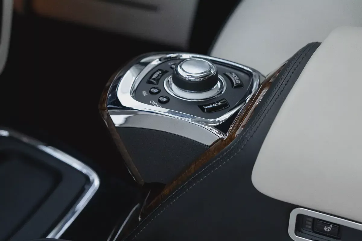 Rolls Royce Phantom / 2014 / 19,000 KMs Only / American Specs-6-6