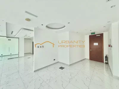 Unfurnished | 3 Glass Cabins | Balcony | Downtown View | 991 Sqft-3