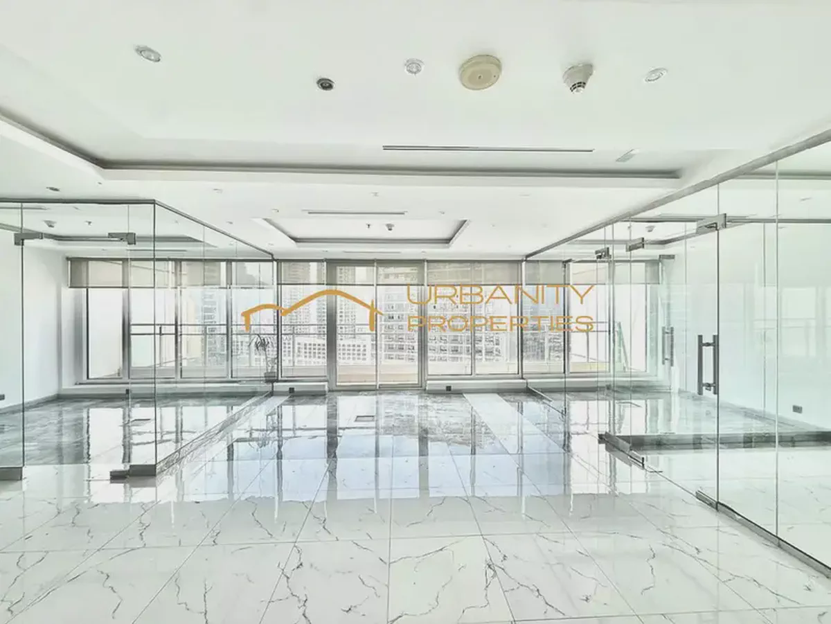 Unfurnished | 3 Glass Cabins | Balcony | Downtown View | 991 Sqft