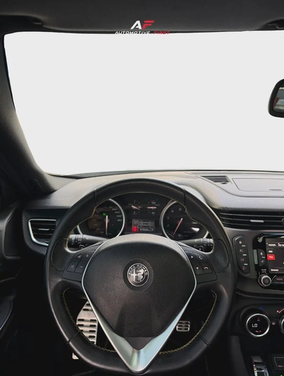 2020 Alfa Romeo Giulietta Veloce | GCC Specs | Pristine Condition-6