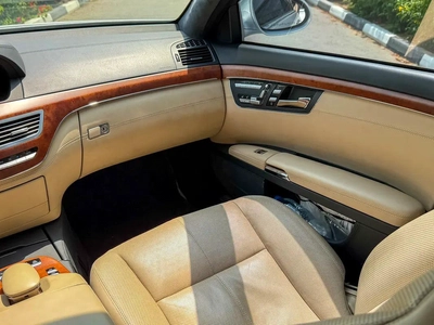Mercedes S500 GCC Very Low Mileage Model 2006-12