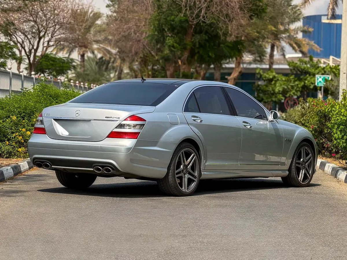 Mercedes S500 GCC Very Low Mileage Model 2006-15-15