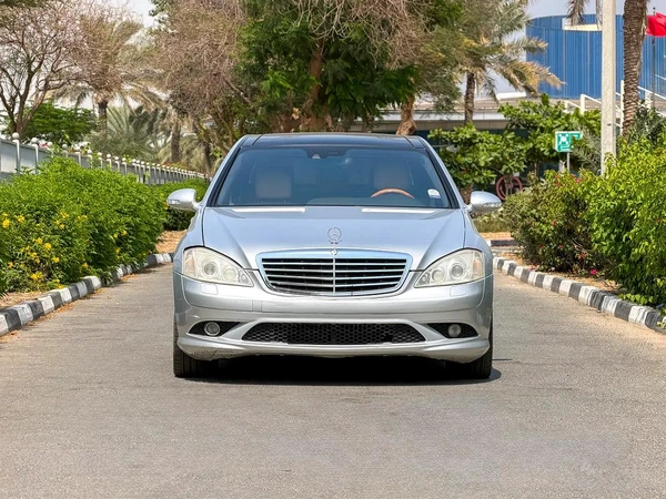 Mercedes S500 GCC Very Low Mileage Model 2006