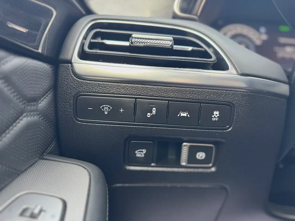 Oferr for Hyundai Palisade 2022 white Edition