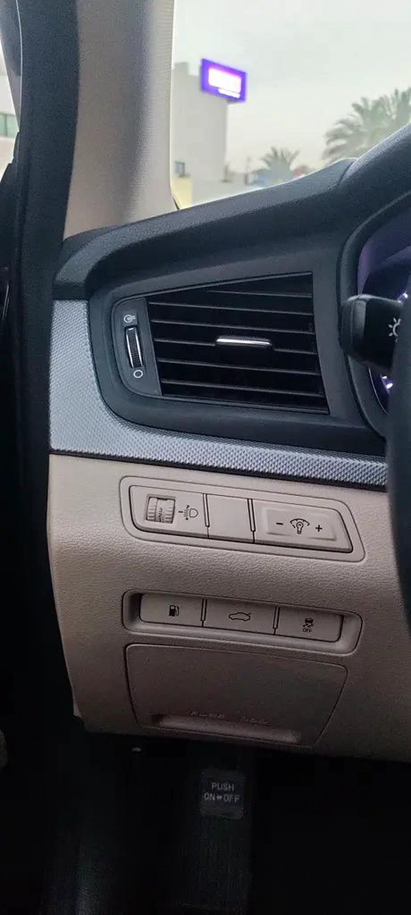 Hyundai Sonata GL 2018 - GCC Specs - Excellent Condition