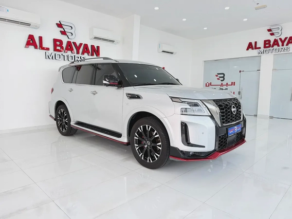 نيسان باترول نيسمو فضي / احمر خليجي المسعود Nissan Patrol NISMO 2022 GCC Specs Pristine Condition