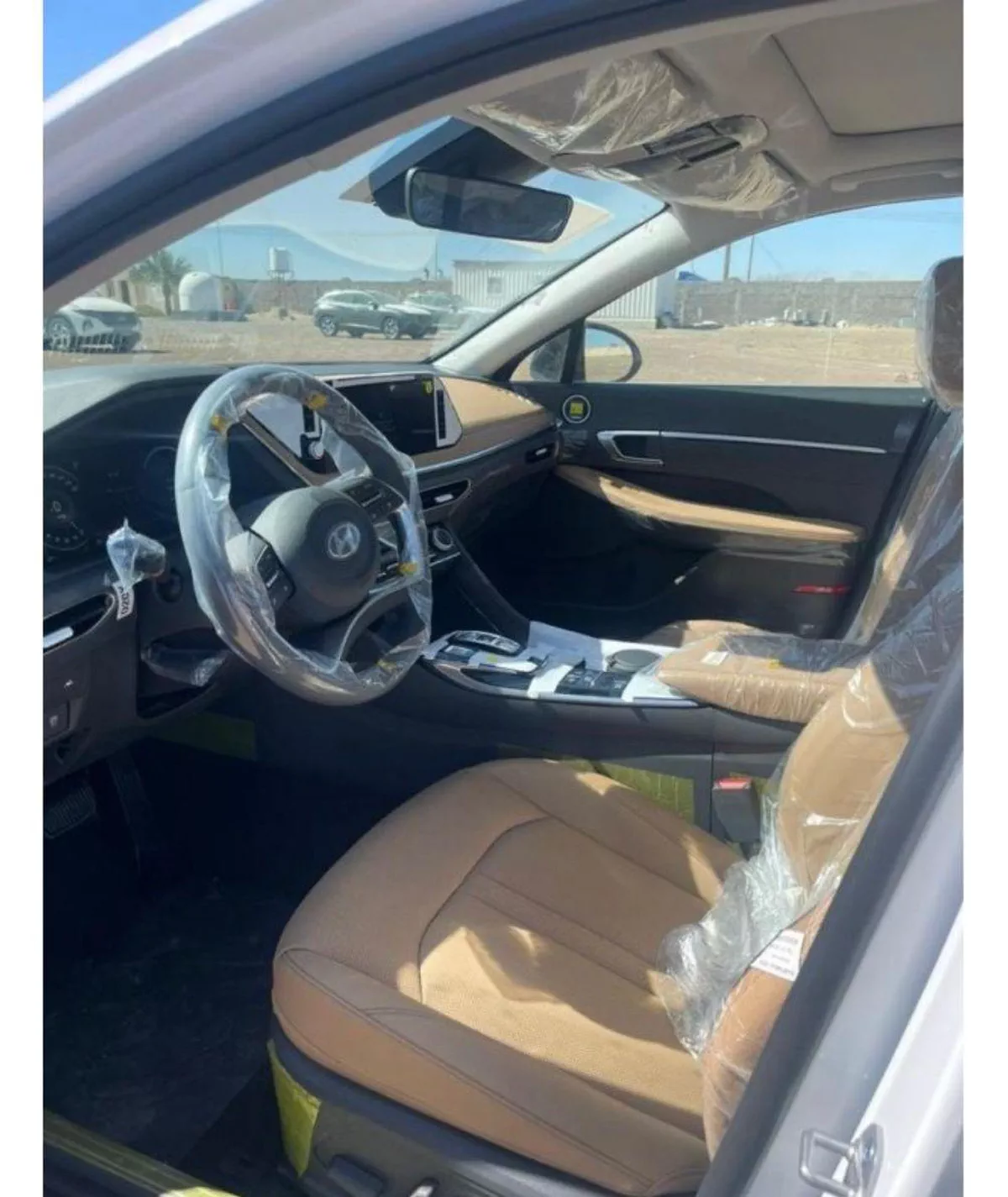 2024 Hyundai Sonata – White Sedan with Brown Interior-5-5