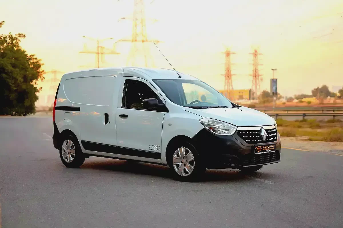 Renault Dokker Delivery Van | GCC Specs | Ref#R32405-1-1