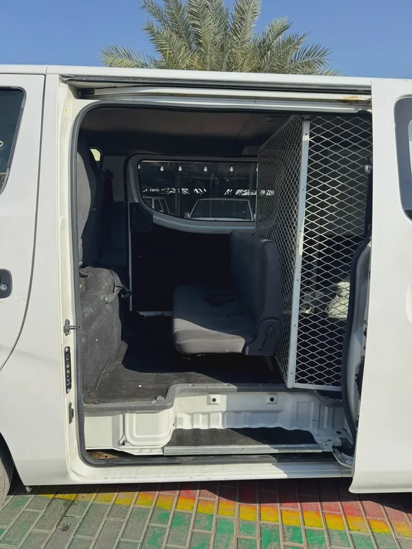 Nissan Urvan 2019 GCC Specs Well Maintained