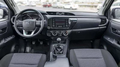 Toyota Hilux GL Toyota Hilux 2.4 Manual Mid Option 2025-16