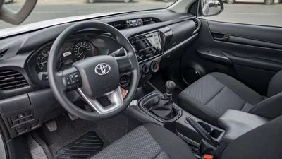 Toyota Hilux GL Toyota Hilux 2.4 Manual Mid Option 2025-17