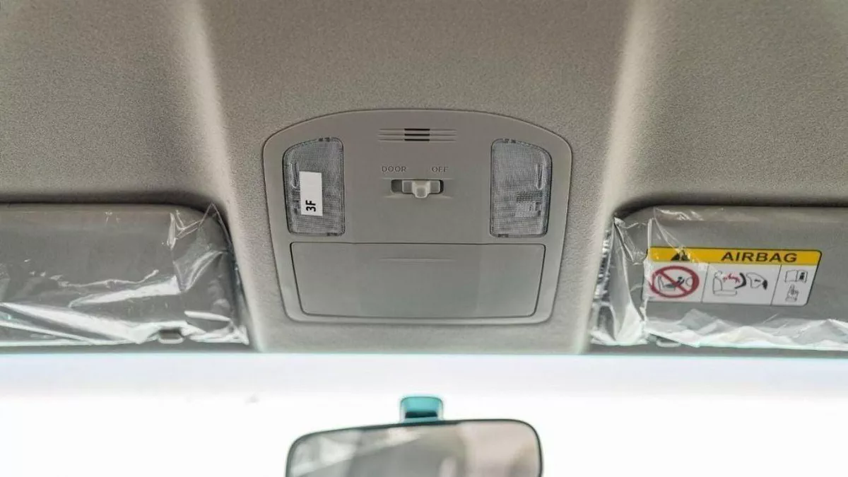 Toyota Hilux GL Toyota Hilux 2.4 Manual Mid Option 2025-11-0