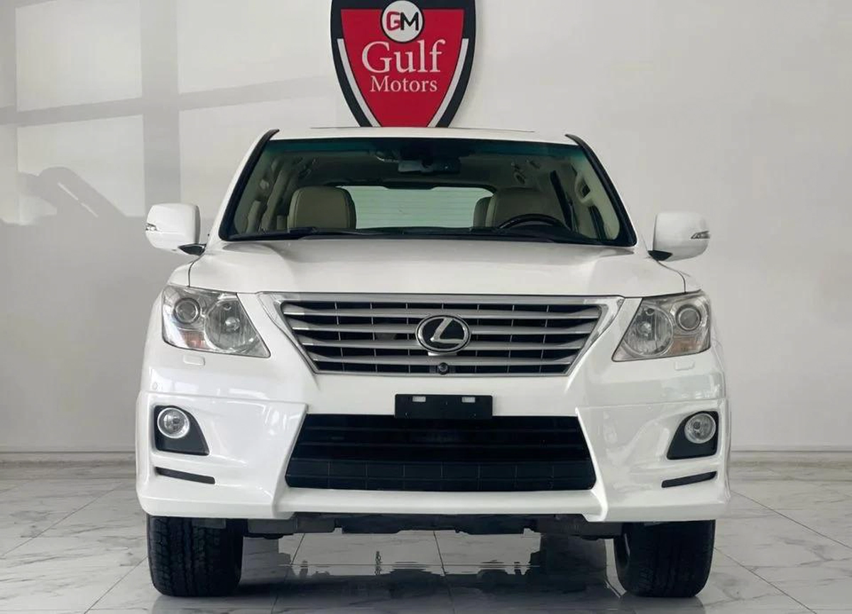 Lexus LX 570 5.7L-8CYL FULL OPTION - EXCELLENT CONDITION - AED 120,000-3-3