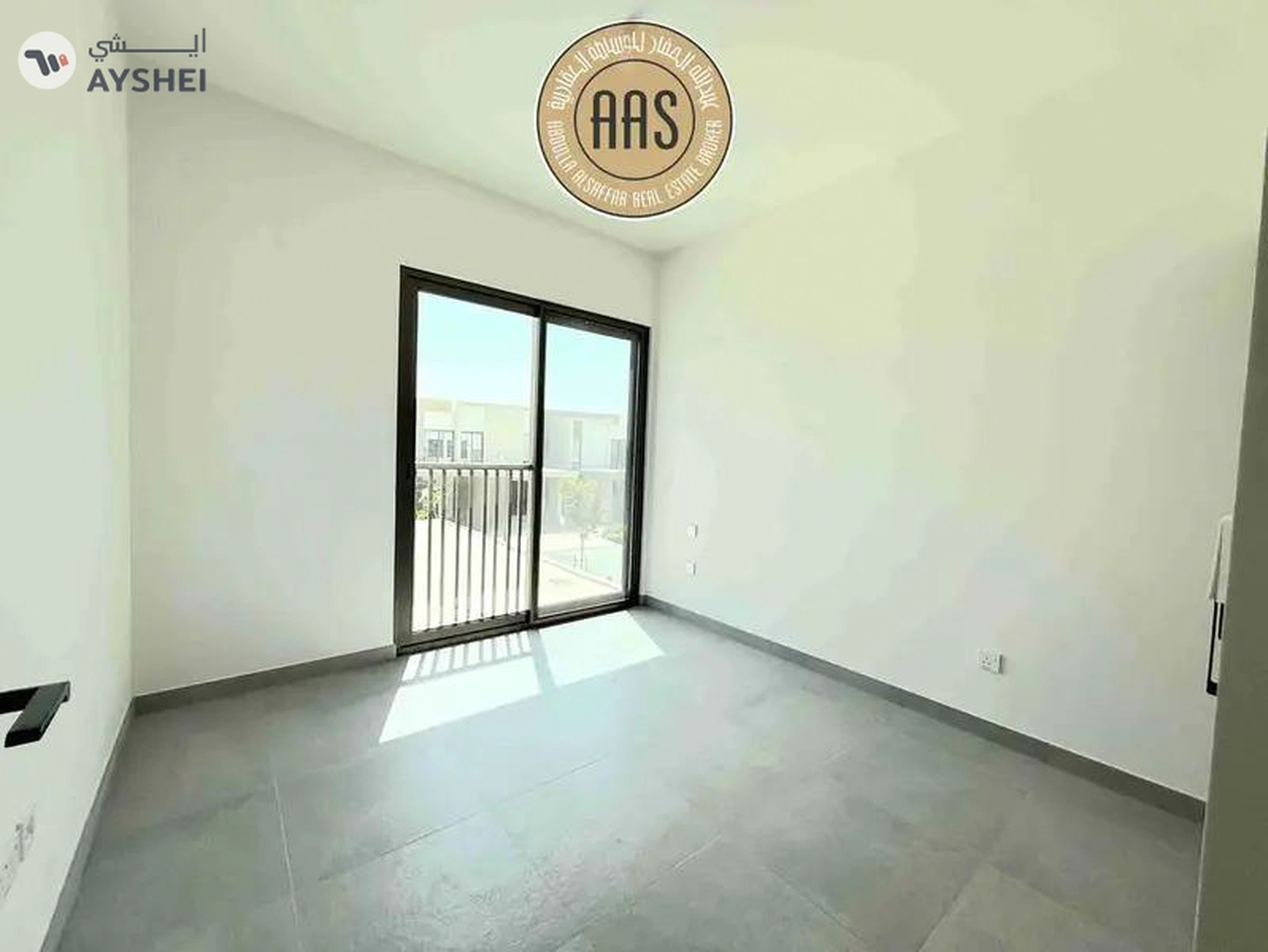 HUGE GARDEN SINGLE ROW BRAND NEW 4BR+MAID VILLA FOR RENT-8-8