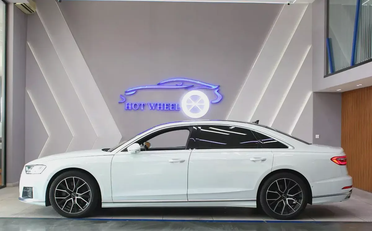 2019 - AUDI A8 L - 60 TFSI QUATTRO-5-5