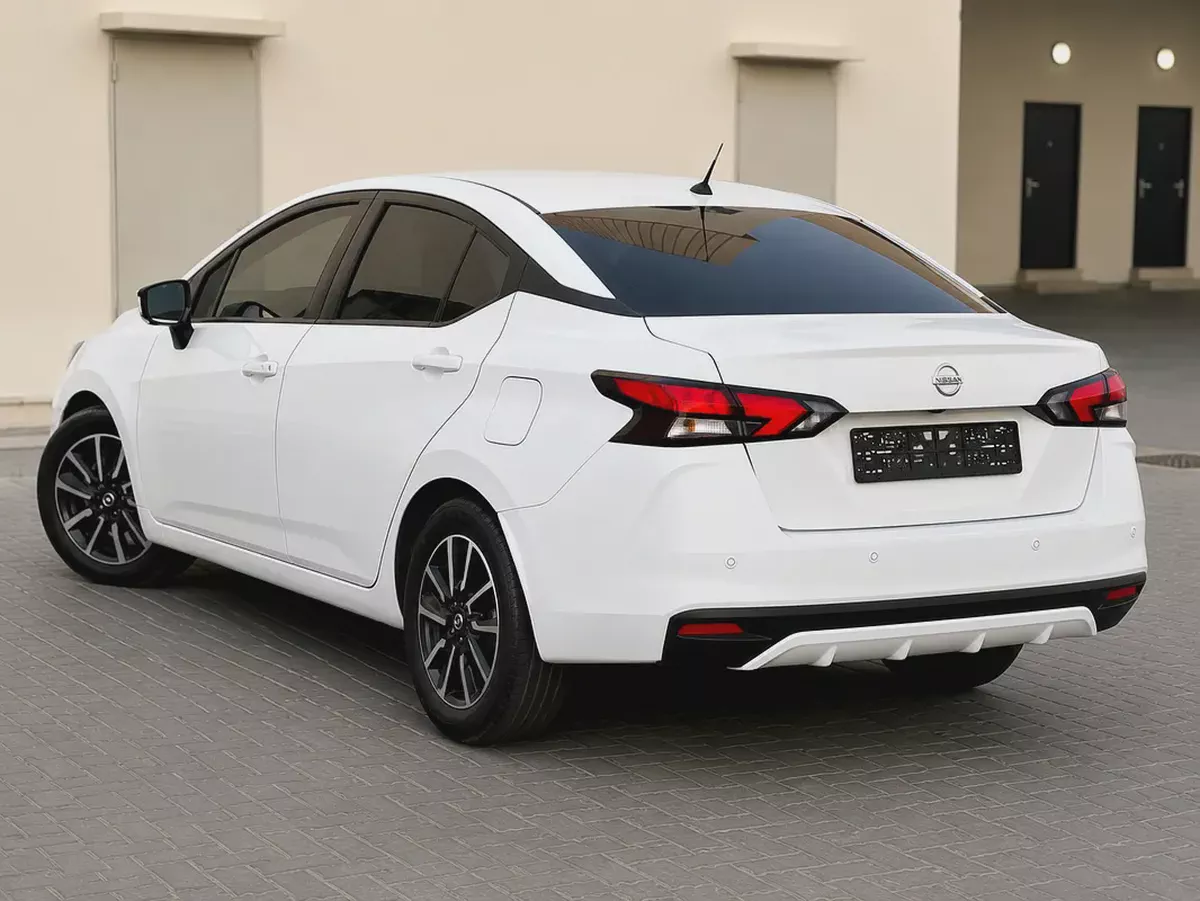 AED 626 P.M 0% DP | Nissan Sunny SL 2022 GCC Specs - Excellent Condition-3-3