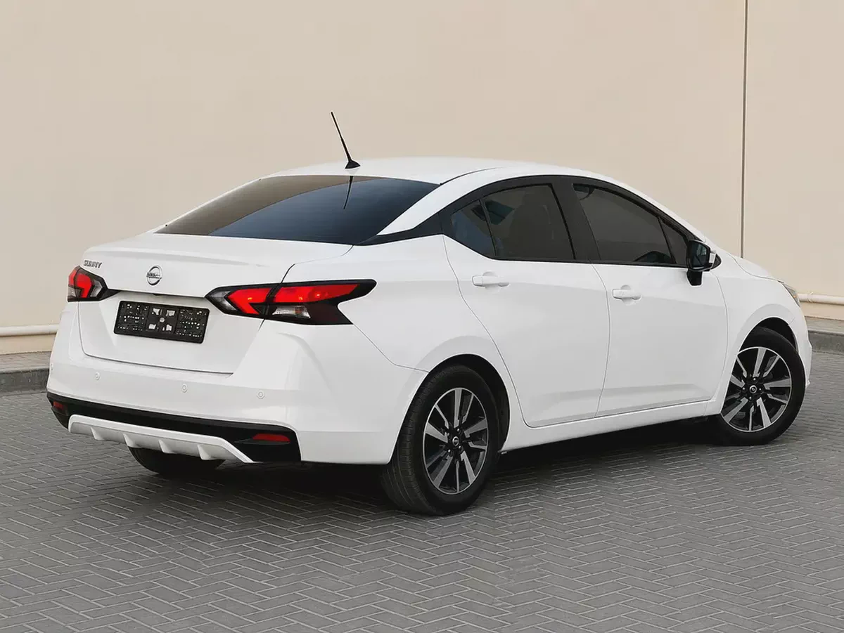 AED 626 P.M 0% DP | Nissan Sunny SL 2022 GCC Specs - Excellent Condition-5-5