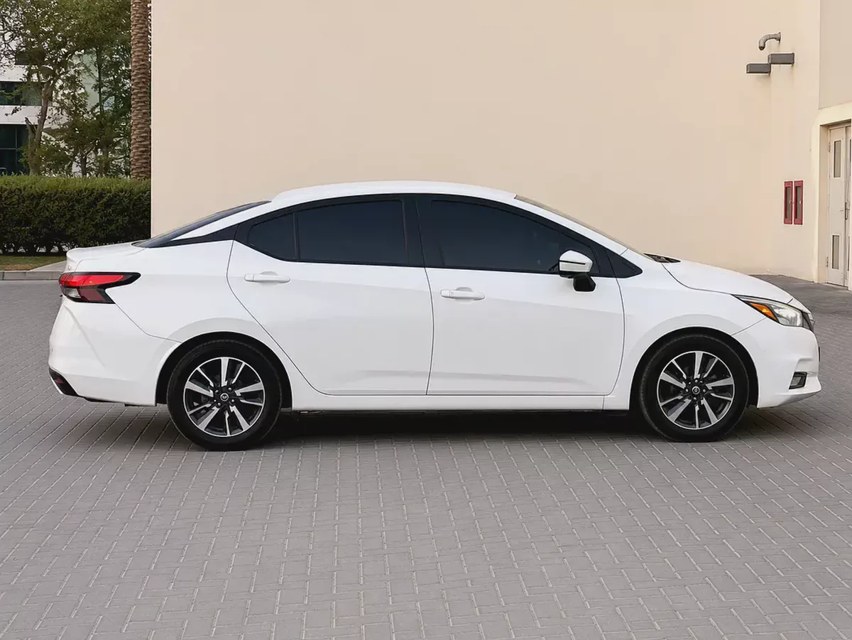 AED 626 P.M 0% DP | Nissan Sunny SL 2022 GCC Specs - Excellent Condition-7-7