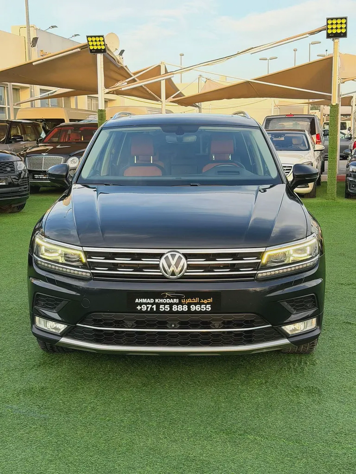 (2017) VOLKSWAGEN TIGUAN //COMFORTLINE// GCC FULL OPTION -ORIGINAL PAINT--2-2