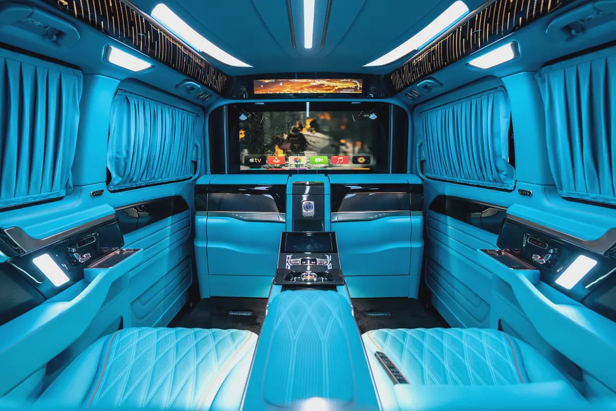 Brand New Mercedes-Benz V-Class V 300 2025 Luxury MPV MANSORY-10-10