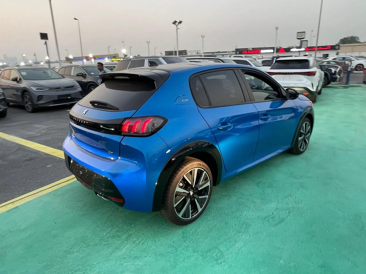 New 2023 Peugeot Peugeot 208-9-9