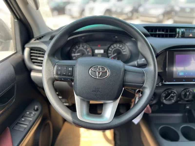 Toyota Hilux DLX EXPORT ONLY - TOYOTA HILUX 2.7L A/T (Red Interior)-15