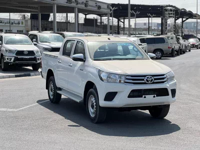 Toyota Hilux DLX EXPORT ONLY - TOYOTA HILUX 2.7L A/T (Red Interior)-2
