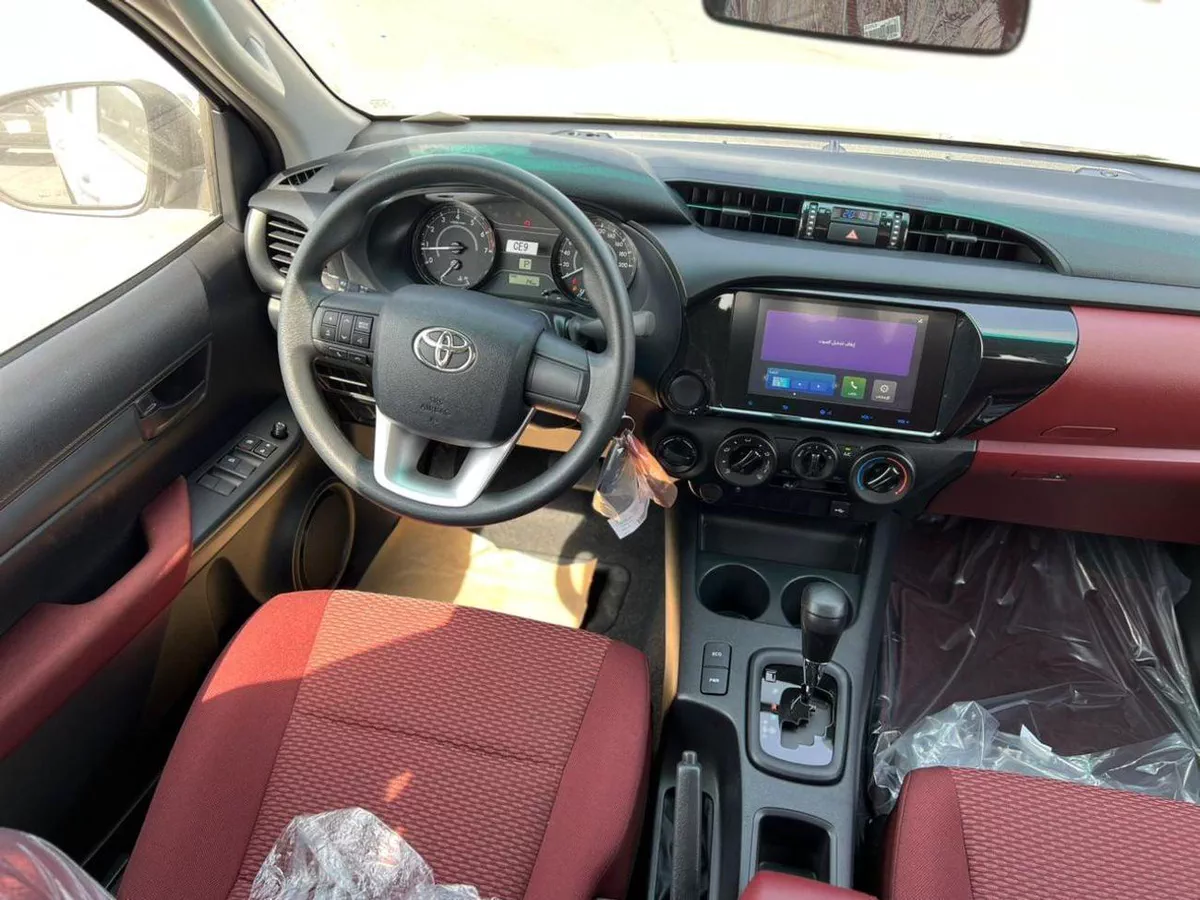 Toyota Hilux DLX EXPORT ONLY - TOYOTA HILUX 2.7L A/T (Red Interior)-13-0