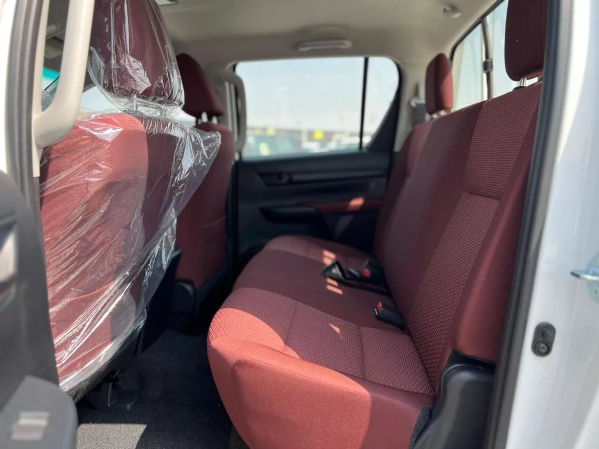 Toyota Hilux DLX EXPORT ONLY - TOYOTA HILUX 2.7L A/T (Red Interior)-19-0