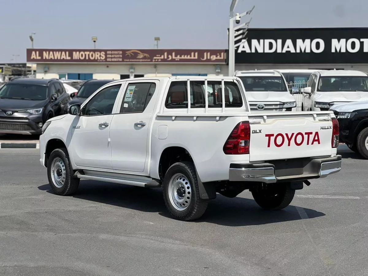 Toyota Hilux DLX EXPORT ONLY - TOYOTA HILUX 2.7L A/T (Red Interior)-3-0