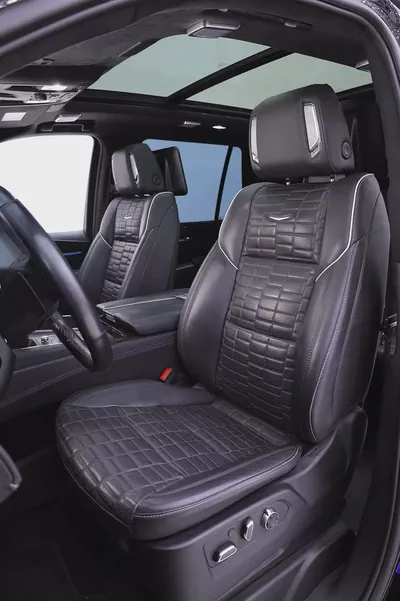 CADILLAC ESCALADE 600 SPORT PLATINUM GCC + WARRANTY TILL 2028 + SERVICE TILL 2029-9