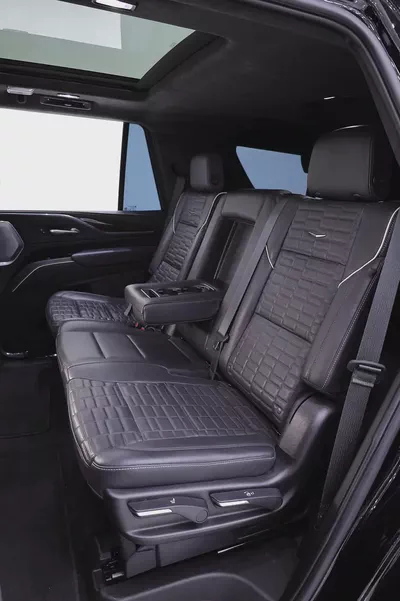 CADILLAC ESCALADE 600 SPORT PLATINUM GCC + WARRANTY TILL 2028 + SERVICE TILL 2029-11
