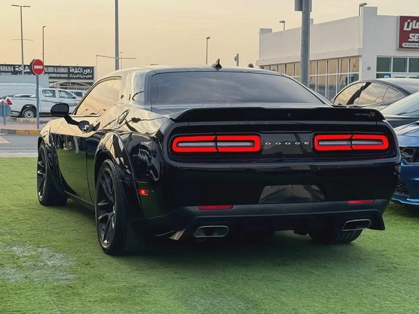 Dodge Challenger Scat Pack 2022 shaker 6.4L