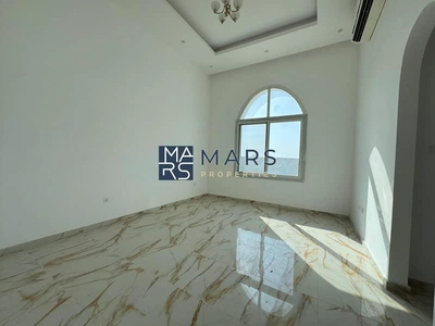 🏡 Luxurious 3-Bedroom Standalone Villa for Rent in Al Rahmaniya, Sharjah-9
