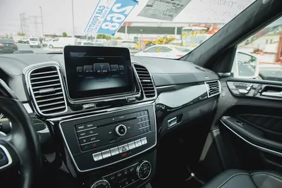 2016 - GLS550 - IMMACULATE CONDITION - 49,000 KM-12