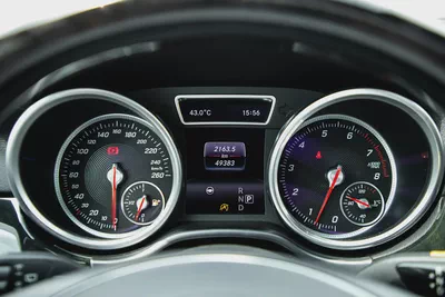 2016 - GLS550 - IMMACULATE CONDITION - 49,000 KM-8