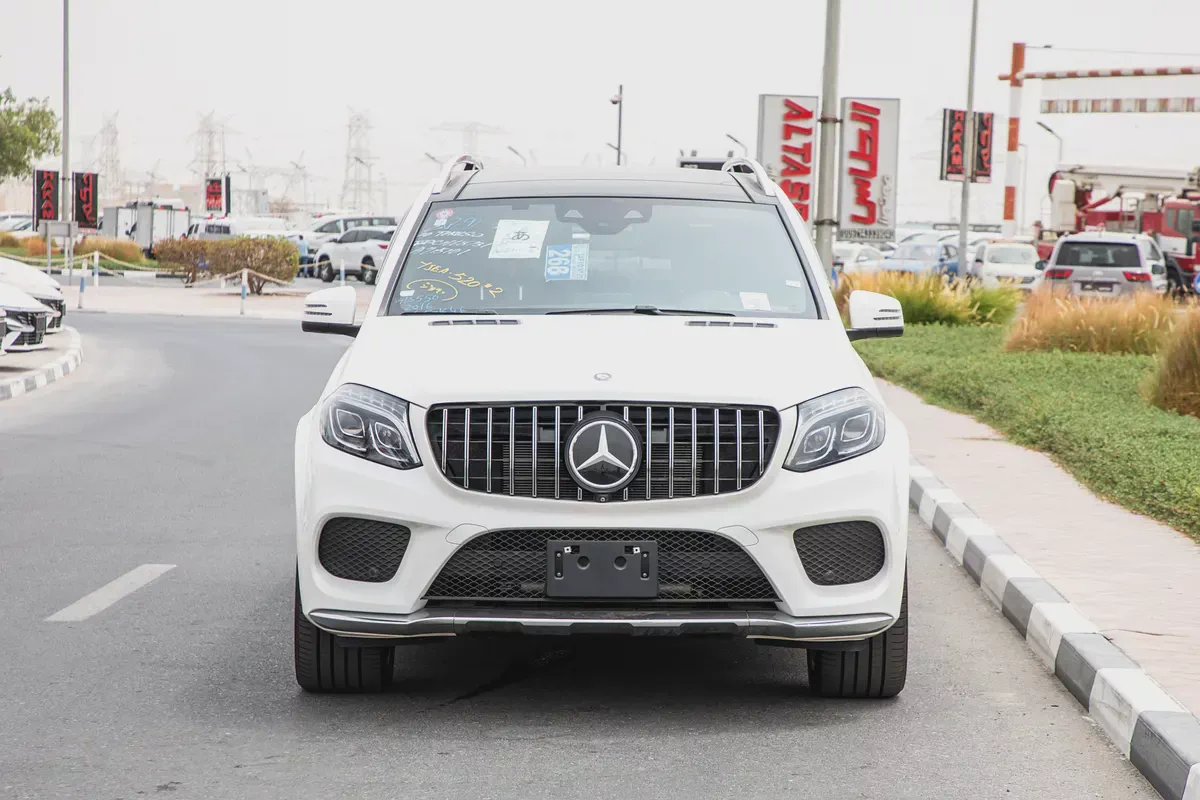 2016 - GLS550 - IMMACULATE CONDITION - 49,000 KM-1-1