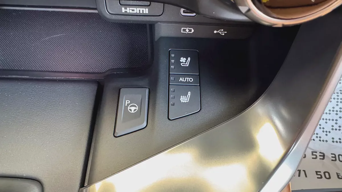 Lexus LX 700h Signature 2026 | Brand New | GCC Specs-14-14